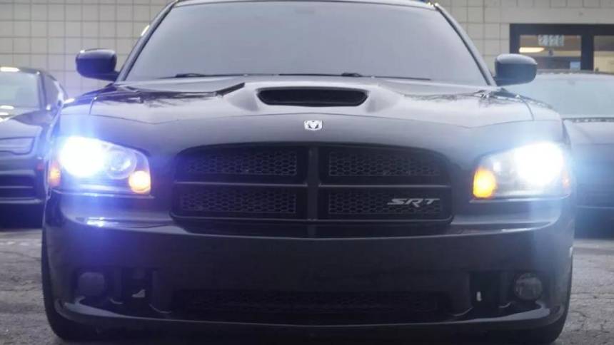 2006 dodge charger srt-8