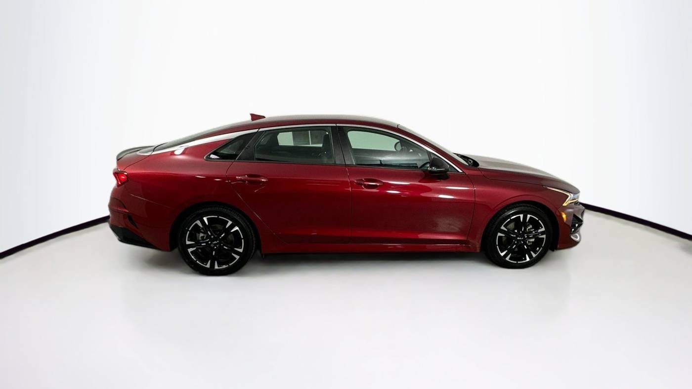2022 kia k5 gt-line