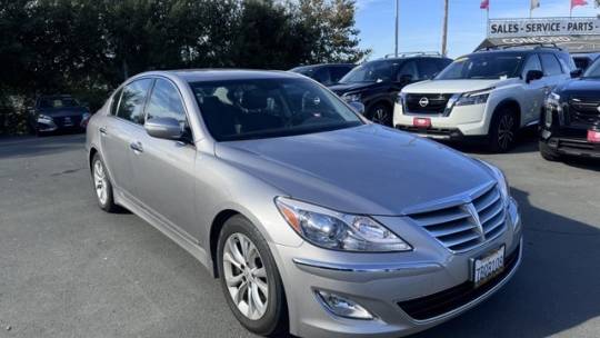 2013 Hyundai Genesis