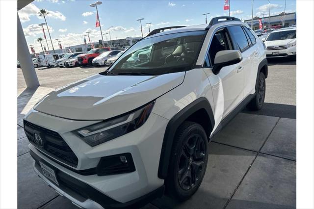 2022 toyota rav4 adventure