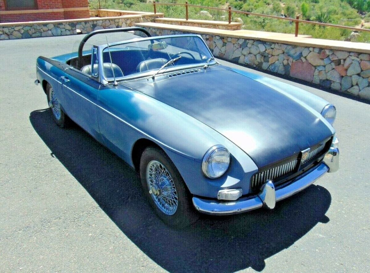1966 mgb roadster-low mile rustfree original needs paint to finish-beautiful b