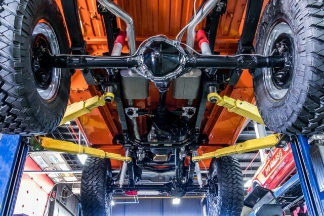 frame off restored, k5 4x4! 350ci v8, th350, 35" m/t tires, roll cage, ps, pb!