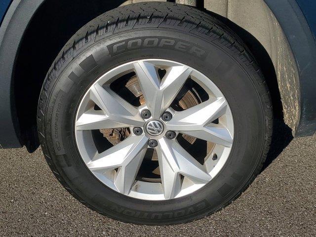 2018 volkswagen atlas 3.6l se w/technology