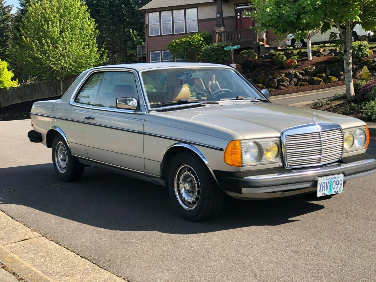 low miles! 1985 mercedes-benz 300 cd