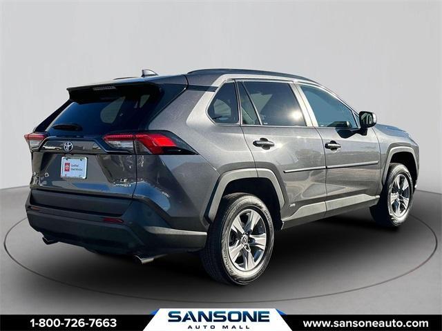 2022 toyota rav4 hybrid le