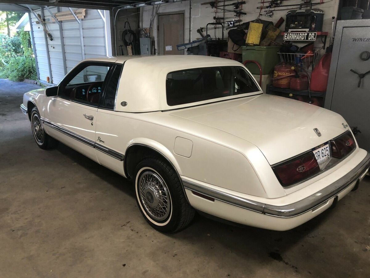 1992 buick riviera coupe white fwd automatic