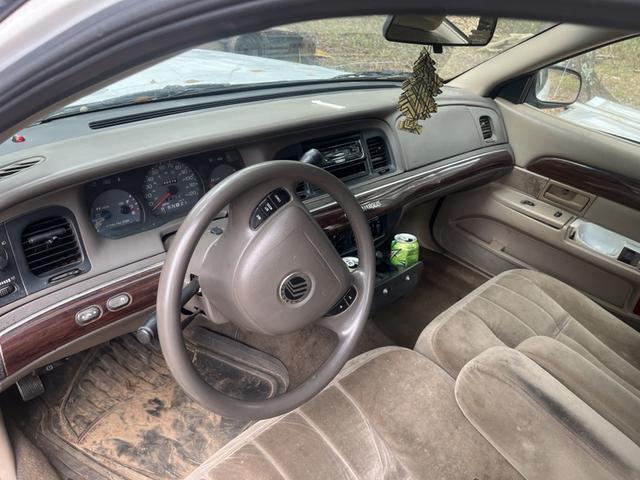 2004 mercury grand marquis gs