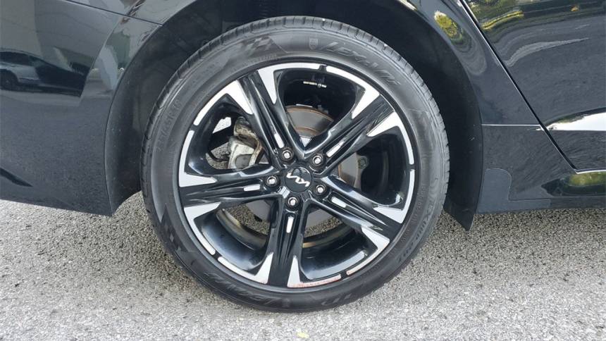 2022 kia k5 gt-line