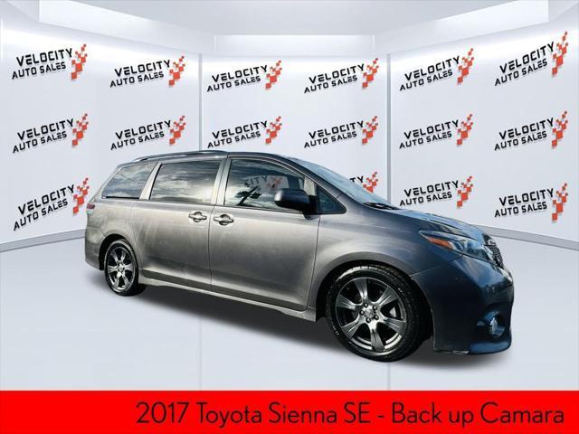 2017 toyota sienna se premium