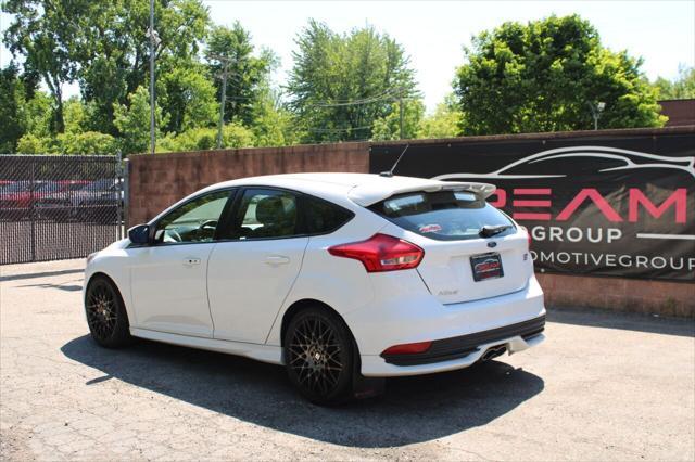 2018 ford focus st st