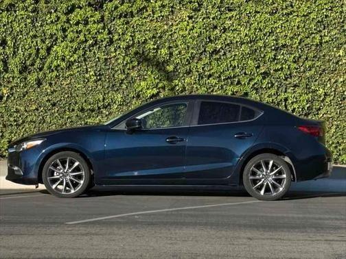 2018 mazda mazda3