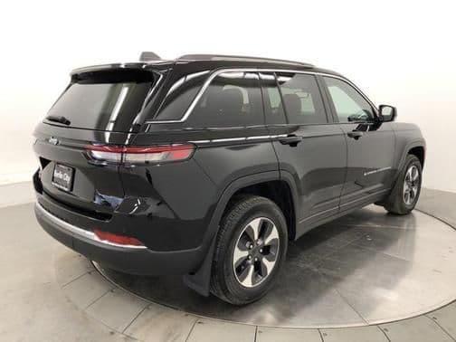2022 jeep grand cherokee limited in gorham, new hampshire