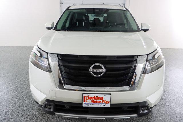 2023 nissan pathfinder sl 4wd