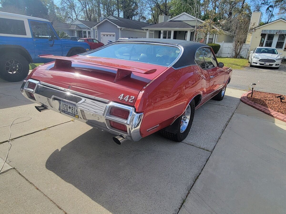 1971 oldsmobile cutlass red rwd automatic