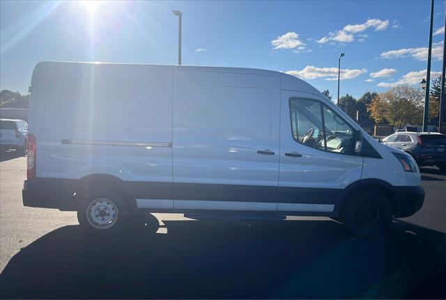 2019 ford transit-150 base