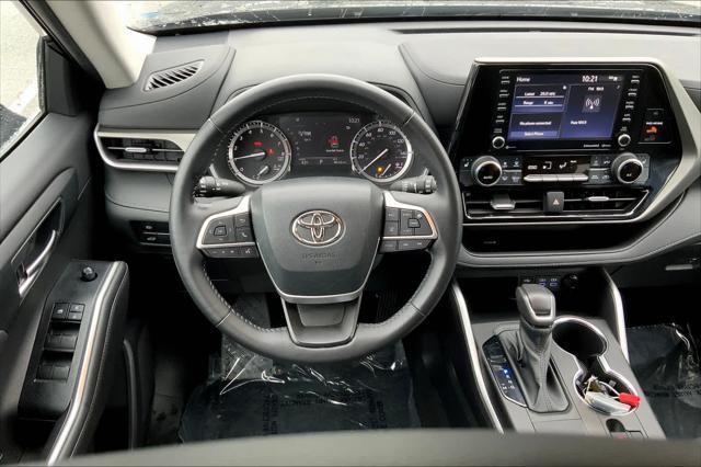 2022 toyota highlander xle