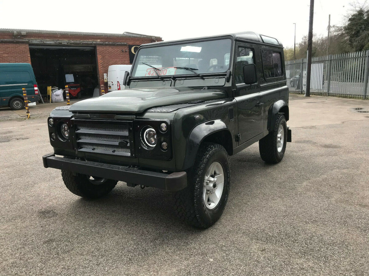 land rover defender 90 200tdi csw tonga green lhd body of extensive rebuild