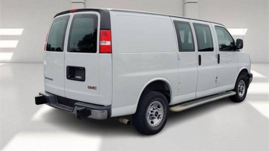 2022 gmc savana 2500