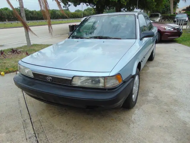 1991 toyota camry 4 door auto 4cly.power windows and locks