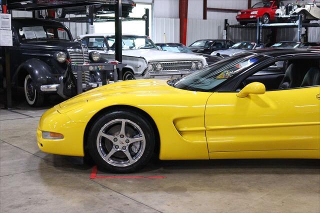 2002 chevrolet corvette base