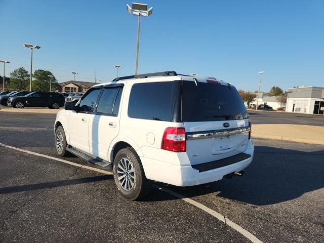 2017 ford expedition xlt