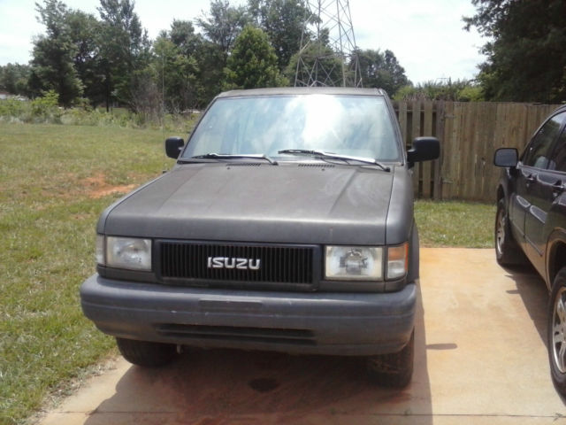 1992 isuzu trooper s sport utility 4-door 3.2l 4 wheel drive automatic trans