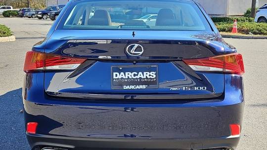 2019 Lexus IS