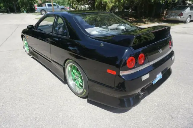 r33 skyline gts-t