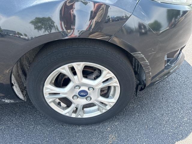 2014 ford fiesta se