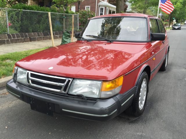 1991 saab 900 excellent condition !! no reserve no reserve