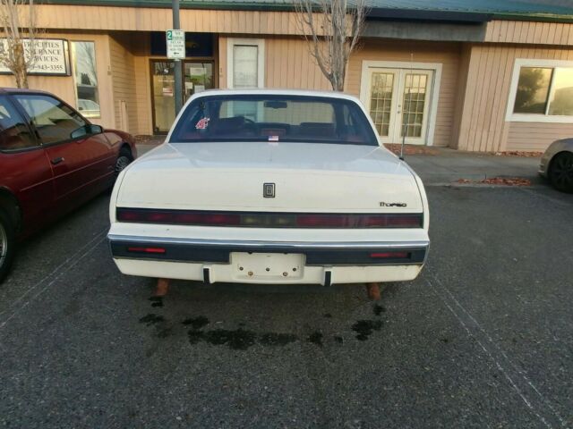 1989 oldsmobile toronado "trofeo"