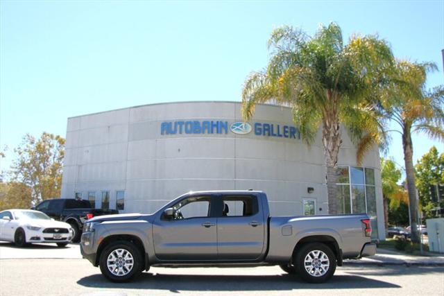 2022 nissan frontier sv