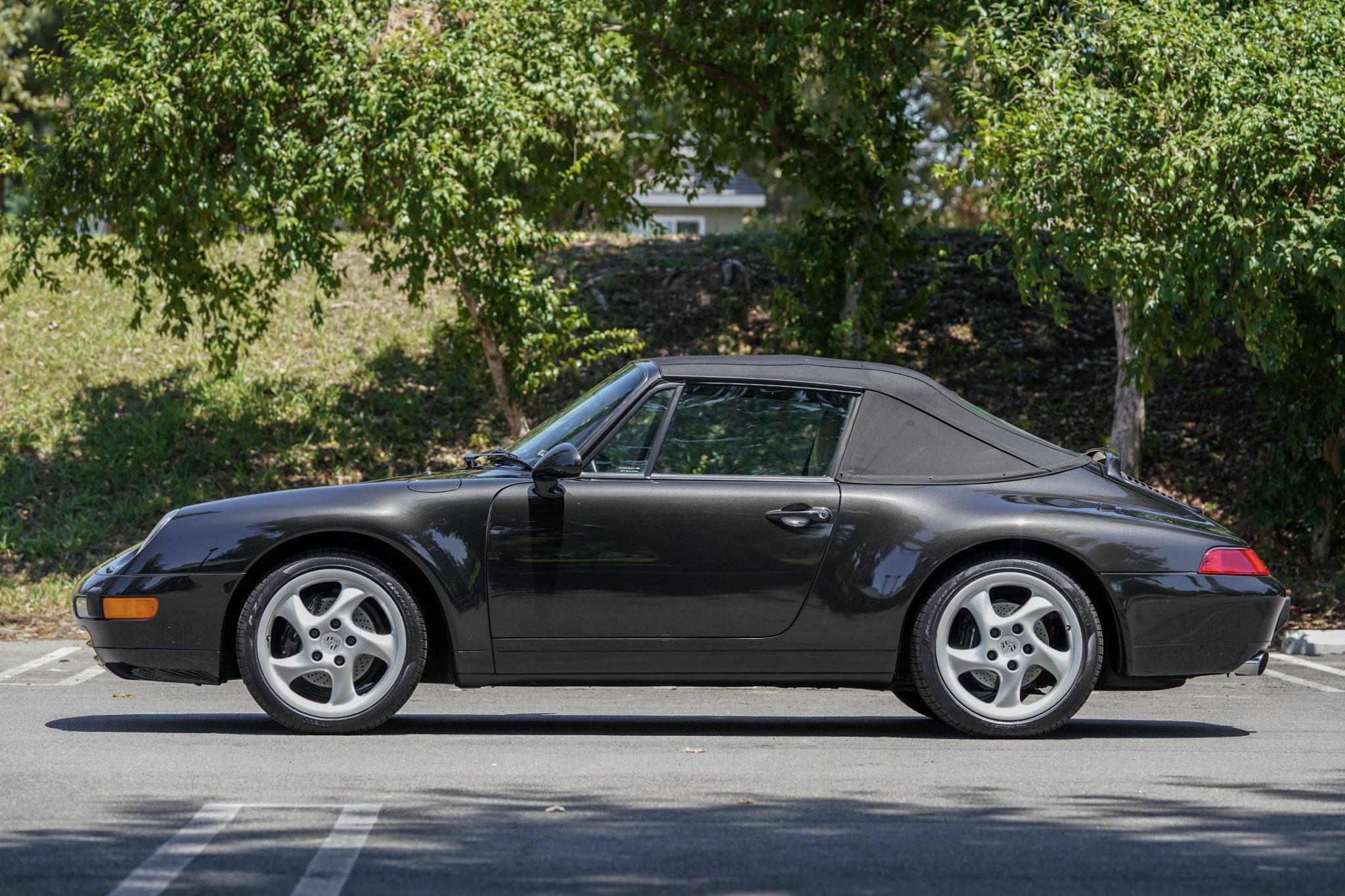1998 porsche 911 carrera 2 cabriolet 6-speed