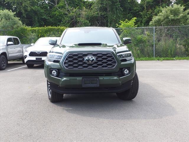 2021 toyota tacoma trd sport