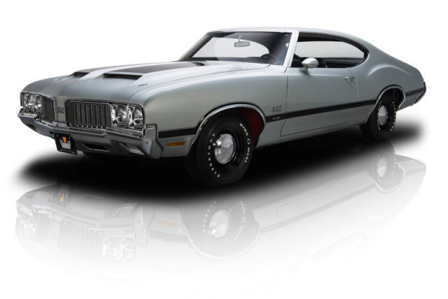 1970 oldsmobile 442 w-30 61,731 miles platinum metallic hardtop 455 v8 4 speed m