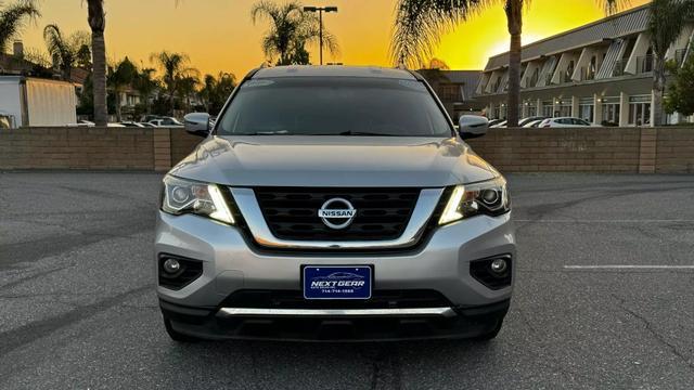 2017 nissan pathfinder sv