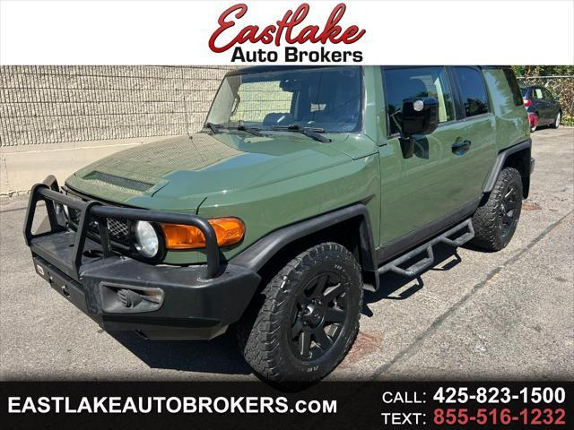 2014 toyota fj cruiser base