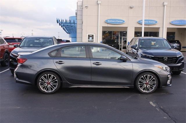 2021 kia forte gt
