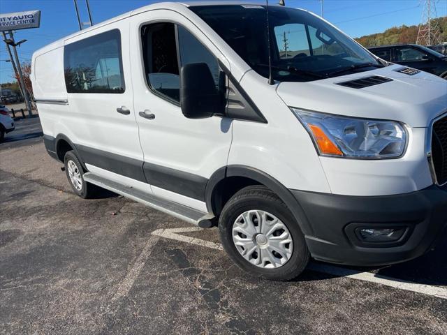 2022 ford transit-250 base