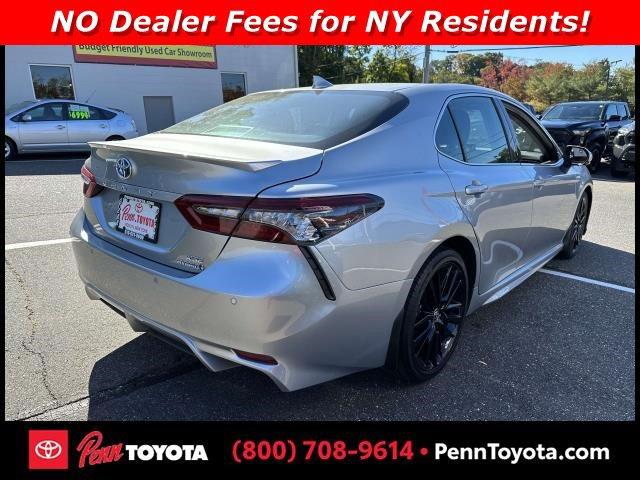 2021 toyota camry hybrid xse