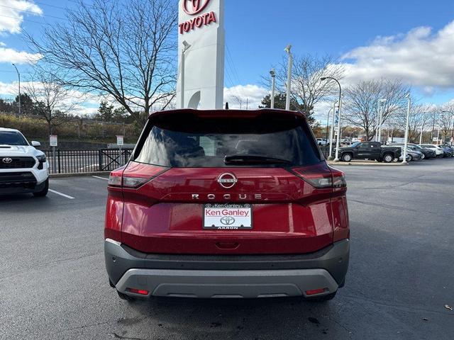 2022 nissan rogue s