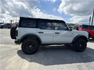 2022 Ford Bronco base advanced