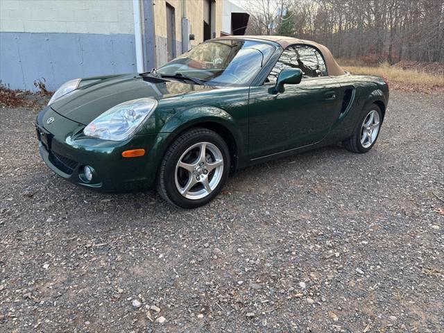 2003 toyota mr2 base