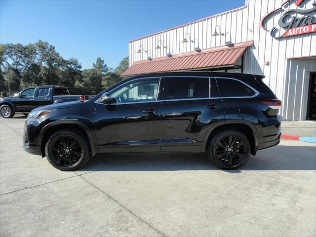 2019 toyota highlander se