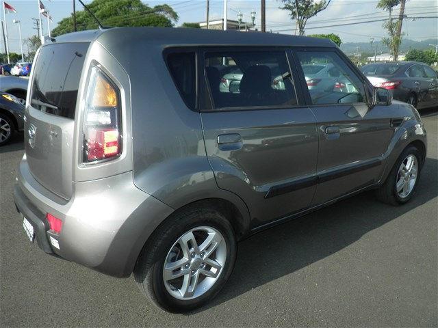 2010 kia soul + + 4dr wagon 5m for sale in honolulu, hawaii