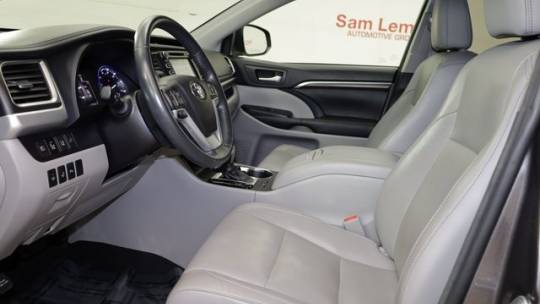 2015 toyota highlander limited