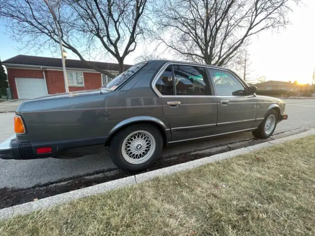 1987 bmw 735i sedan grey rwd automatic i automatic