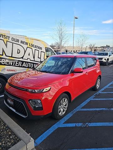 2022 kia soul lx