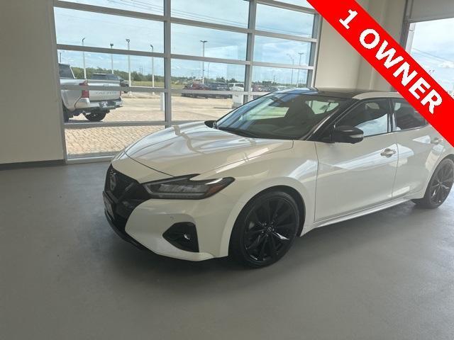 2023 nissan maxima sr