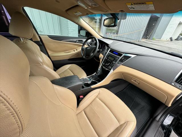 2012 hyundai sonata hybrid base